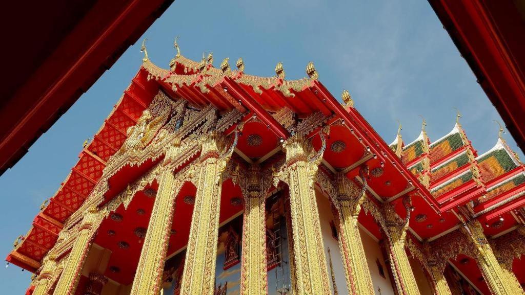The Queen Palace Bangkok Dış mekan fotoğraf
